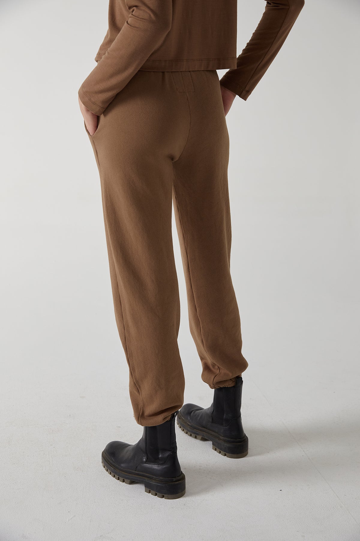   Zuma Sweatpant in hazelnut back 